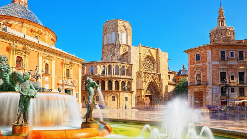 VALENCIA - CIUDAD DE LAS TRES CULTURAS